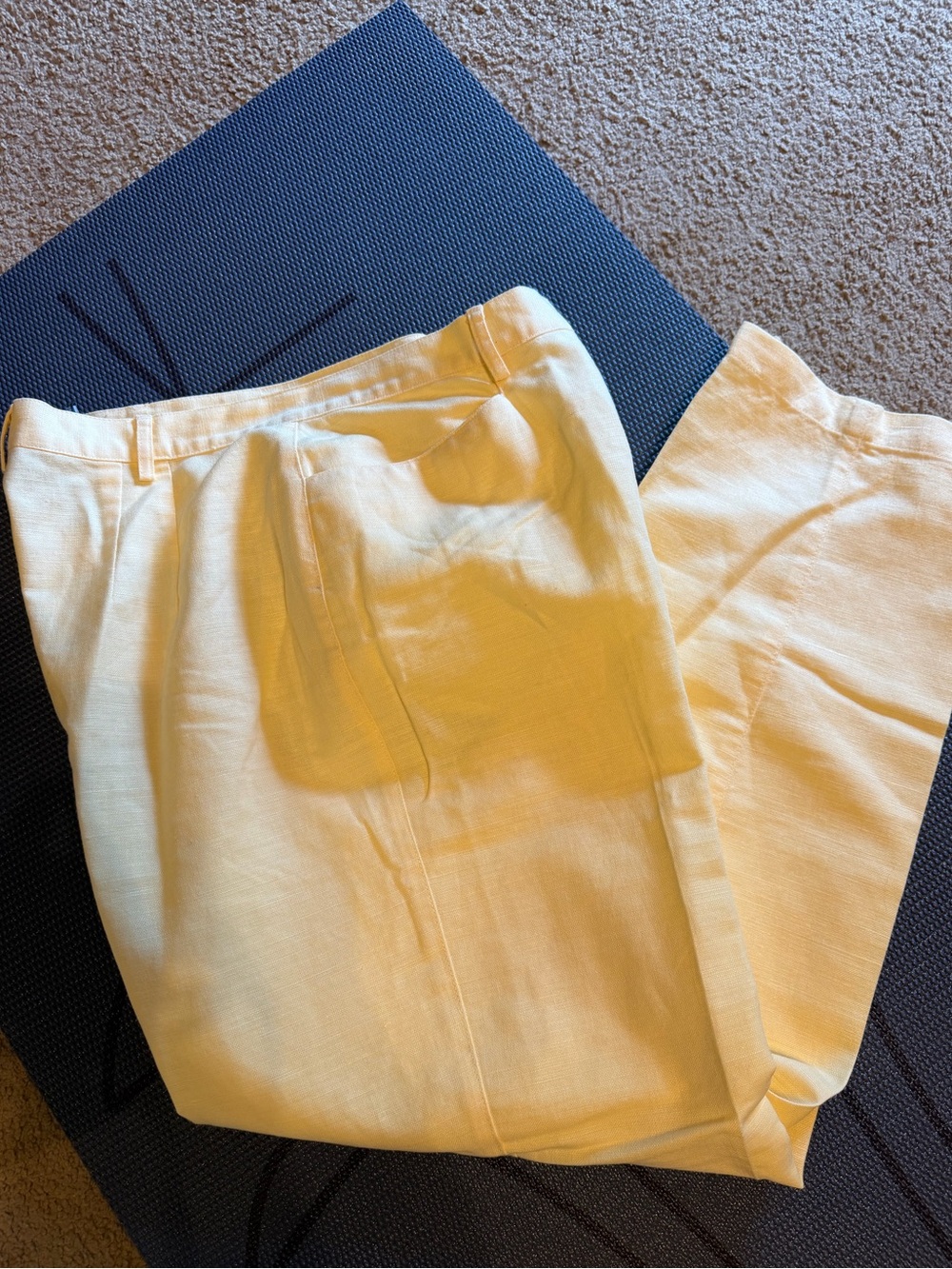 Liz Claiborne Women’s Petite Linen Straight Leg Pants in Light Yellow